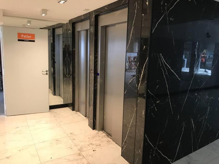 Suite In San Telmo Dormitorio En Suite Con Dos Banos Y Balcon A La Calle Буэнос-Айрес Экстерьер фото
